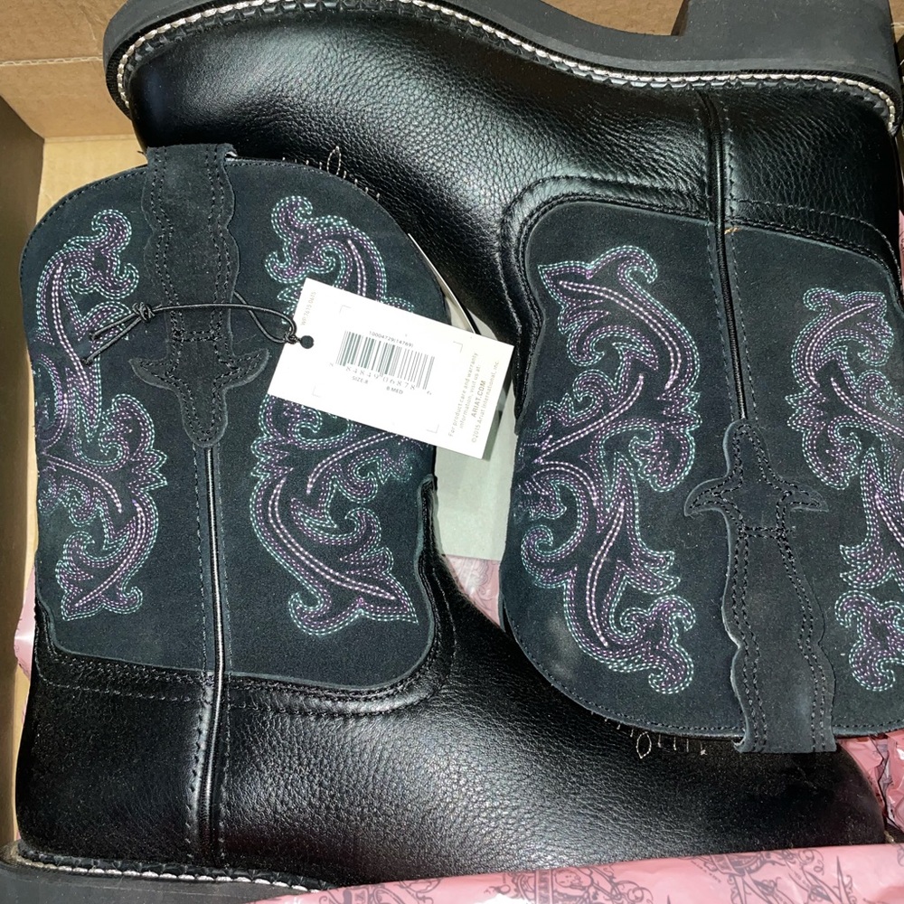 New Ariat fat baby boots